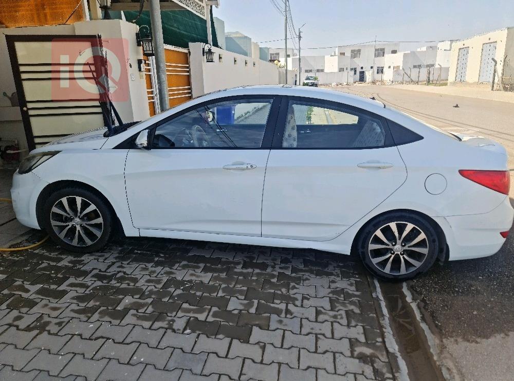 هيونداي أكسنت